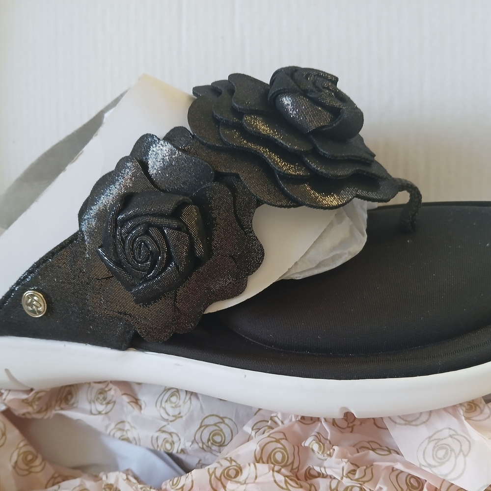 Taryn Rose Black Floral Sandals